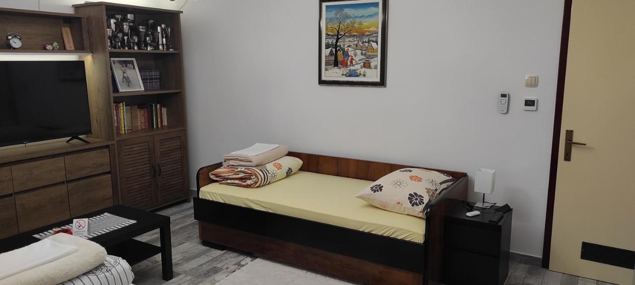Tp Apartman 1 Križevci Exterior foto